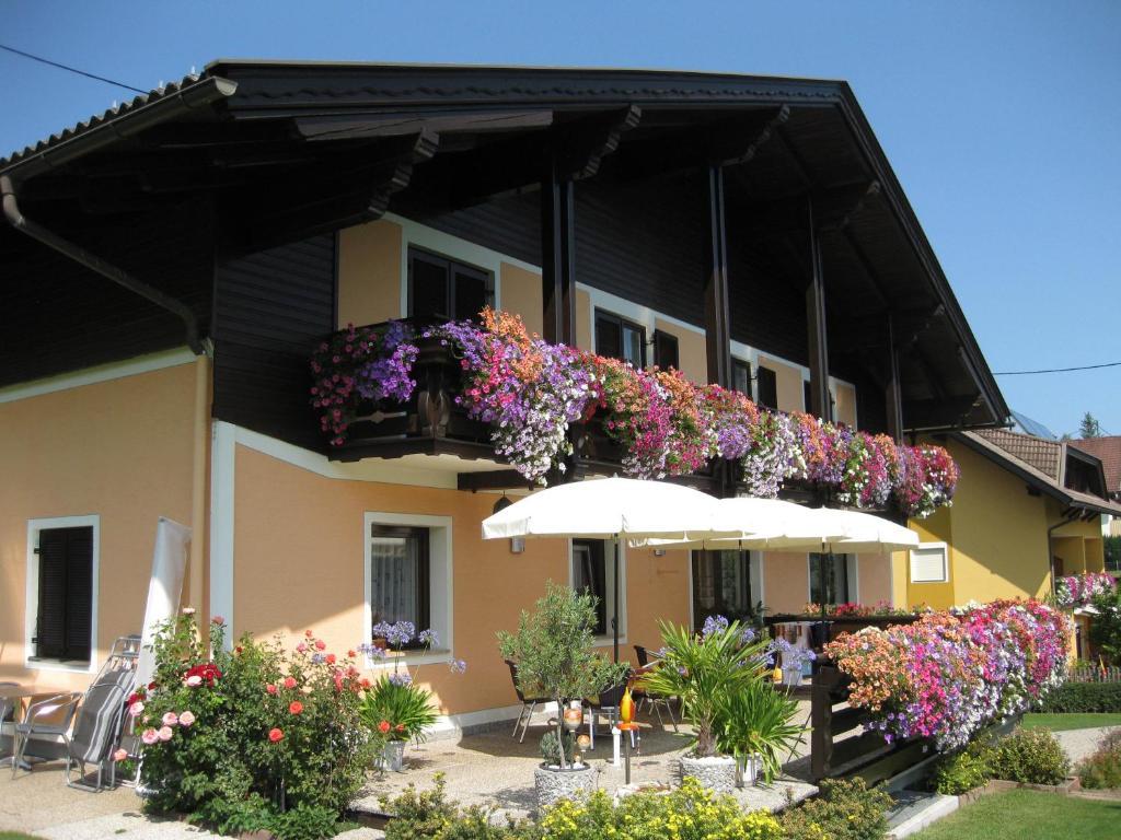 Gaestehaus Stroitz Drobollach am Faakersee Eksteriør bilde